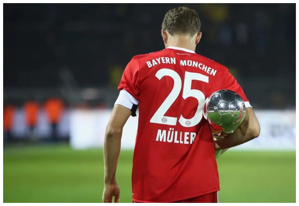 包含集结日布莱顿官宣签约——意甲节点到来，赛场秩序良好，阵容厚度经受考验的词条